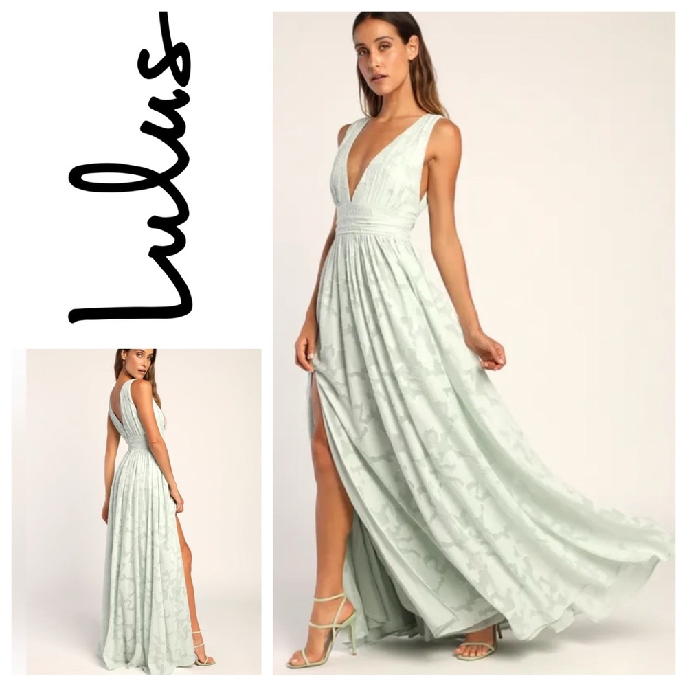 Lulu's Green Maxi Dress with Flowing Skirt